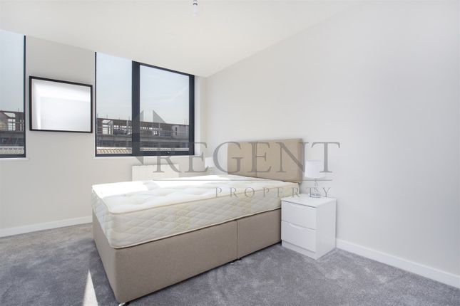 260, Flat 3, Field End Road, Ruislip photo 4