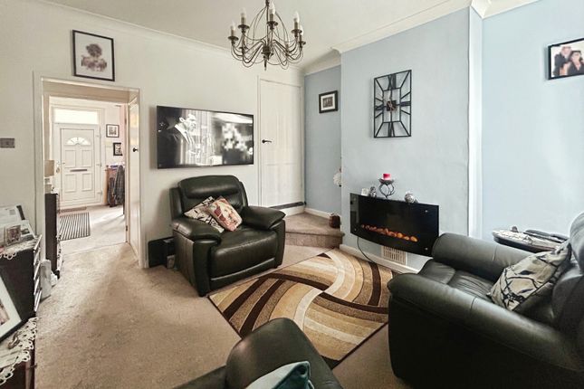 12, Croft Street, West Midlands photo 4