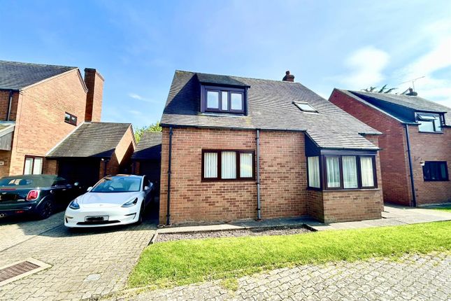 Thumbnail Detached house for sale in Carter Grove, Hereford