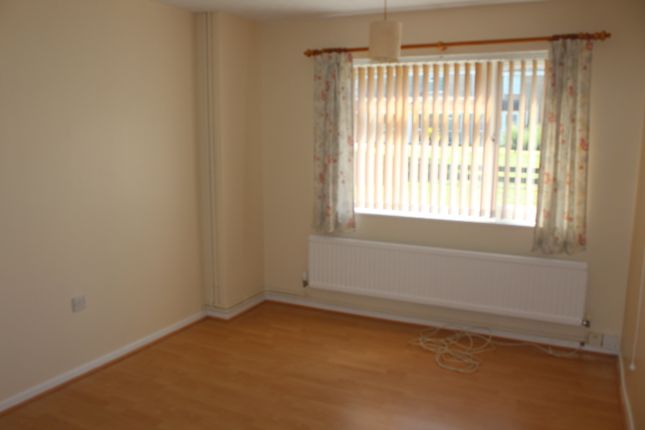 27, Guineas Close, Newmarket photo 4