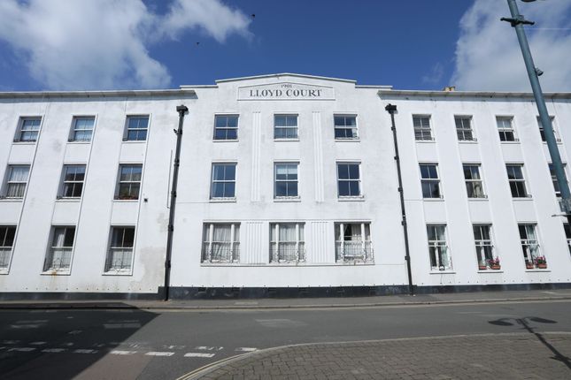 Thumbnail Flat for sale in High Street, Deal