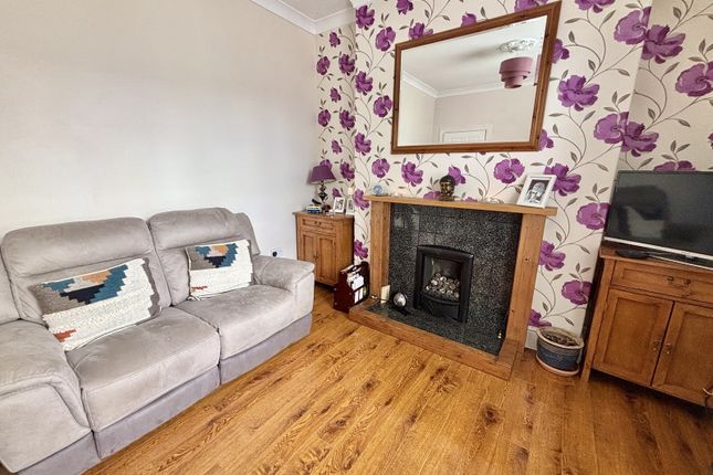 6, Grove Road, Swansea photo 3