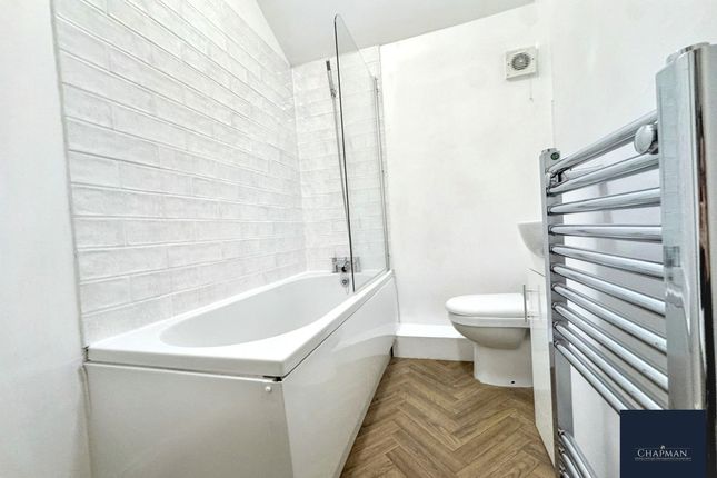 16 Strand Street, Mountain Ash photo 4