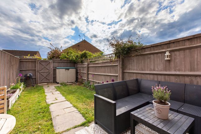 59 Rothschild Avenue, Aylesbury photo 4