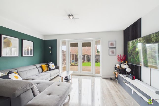 280, Slade Green Road, Erith photo 2
