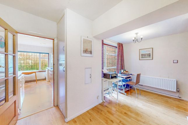 317, Field End Road, Greater London photo 3
