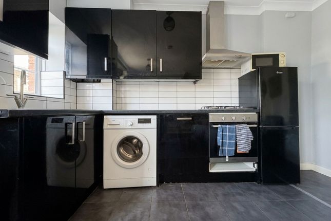 Flat 3, 12 Richmond Road, Brighton photo 3