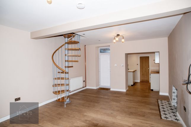 9, Stewart Street, Ebbw photo 3