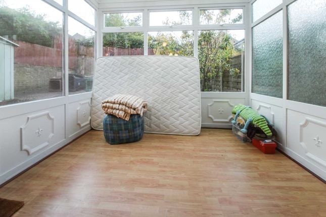 18, Hasketon Drive, Luton photo 5