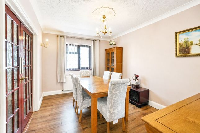 117, Thundersley Park Road, Benfleet photo 4