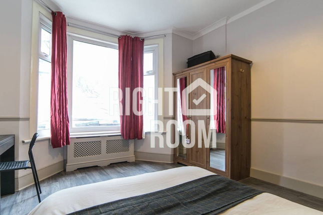 Room 1, 83 Trundleys Road, London photo 3