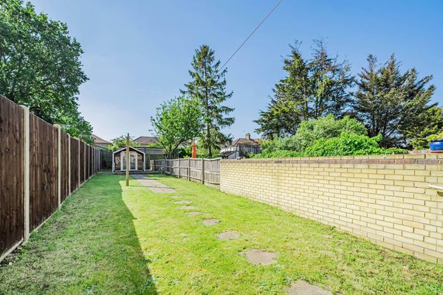 Thumbnail Terraced house for sale in Steers Mead, Mitcham