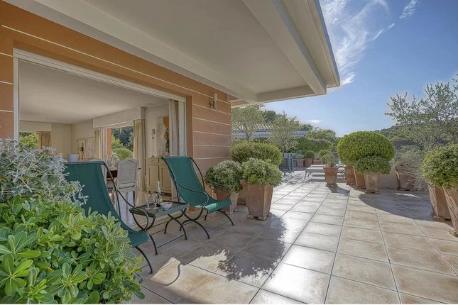 Thumbnail Apartment for sale in Valbonne, Mougins, Valbonne, Grasse Area, French Riviera
