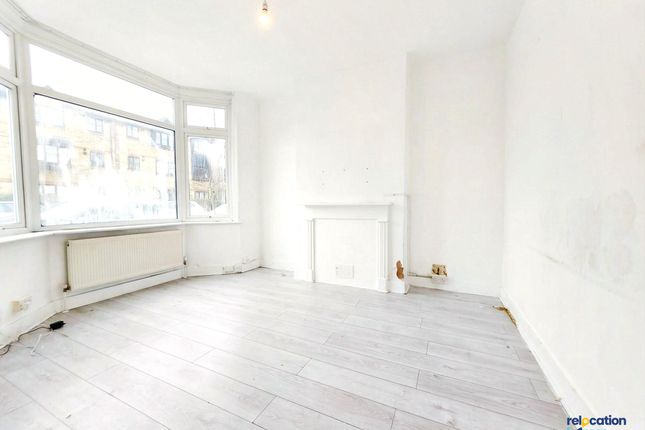 35 Chichester Road, London photo 4
