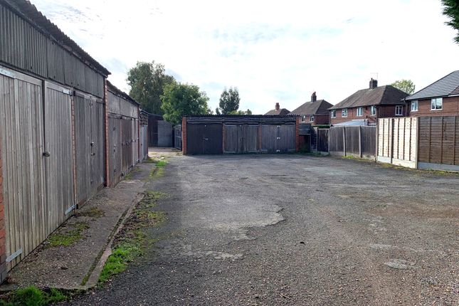 Studio parking on Oldcastle Avenue, Newcastle, £40,000