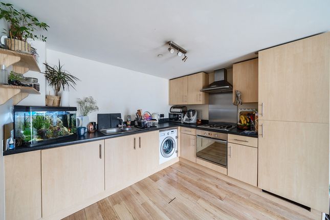 66 Watersmeet, Grove Road, Hitchin photo 3
