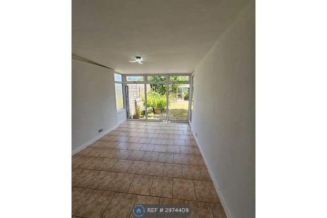 West Paddock, Leyland photo 5