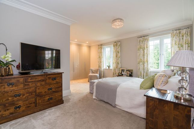5 Glenock Place Penn Road, Beaconsfield photo 3