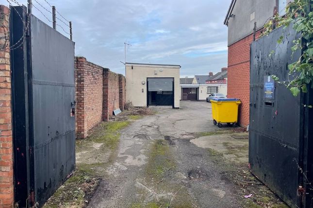 Commercial property to let in Laurel Road, Fairfield, Liverpool