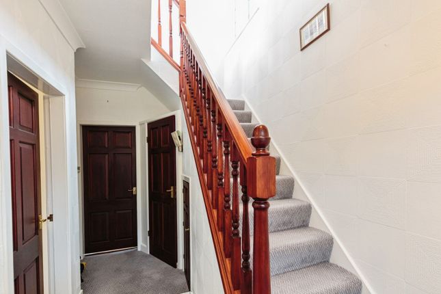 30, Burwood Drive, Lancashire photo 2
