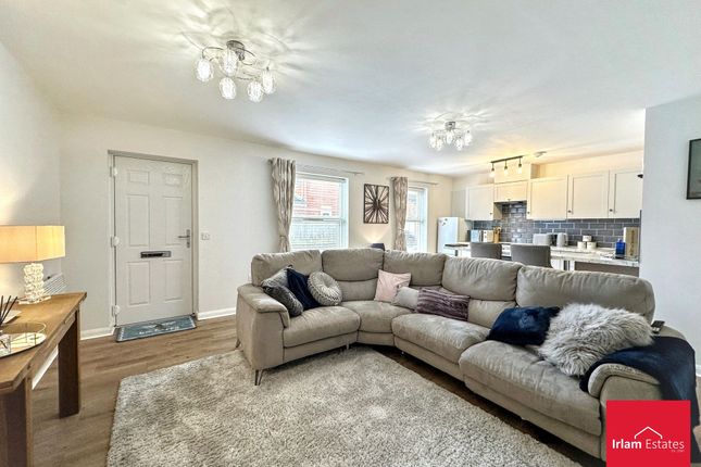 Apt 3, Ashcroft Court, Manchester photo 2