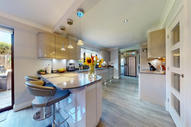 73, Chepstow Drive, Milton Keynes photo 5