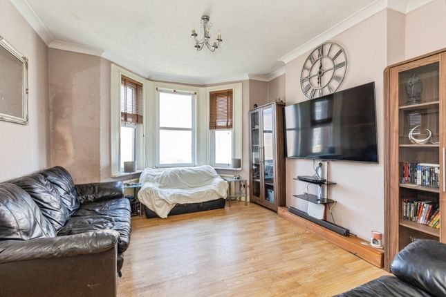 10, Edinburgh Road, East Sussex photo 2