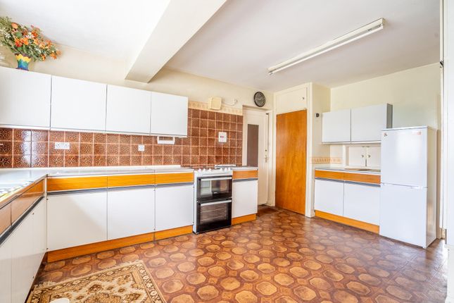 4, St. Nicholas Crescent, York photo 4