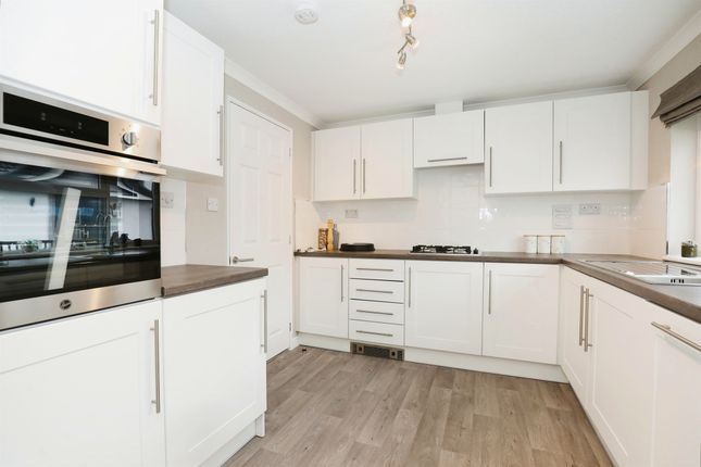 Mobile/park home for sale in Campden Road, Lower Quinton, Stratford-Upon-Avon