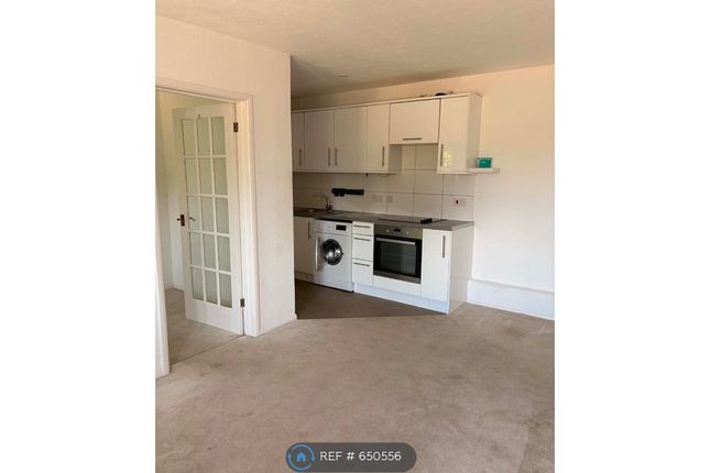Sussex Court, Manor Way Elmer, Bognor Regis photo 4