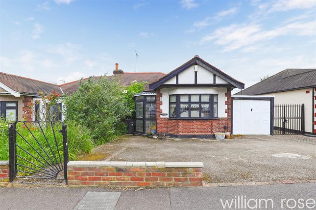 Thumbnail Detached bungalow for sale in Kensington Drive, Woodford Green