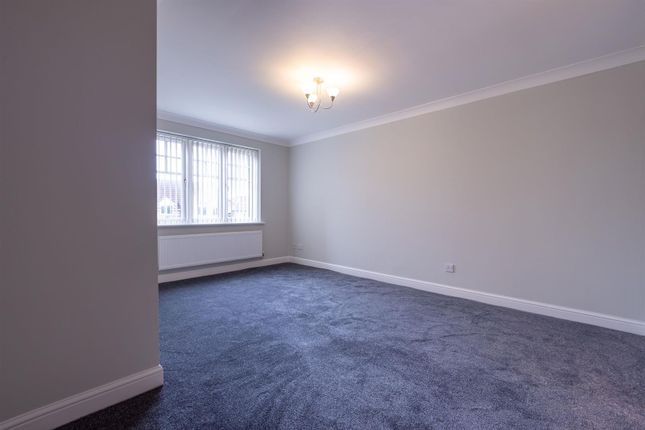 6, Foxglove Folly, Wakefield photo 4