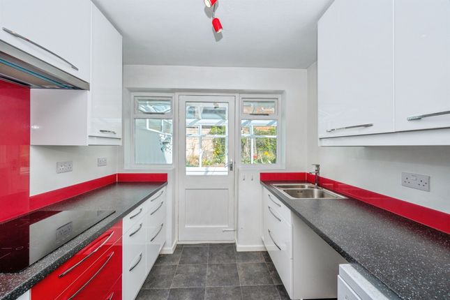 10, Ayr Close, Derby photo 4