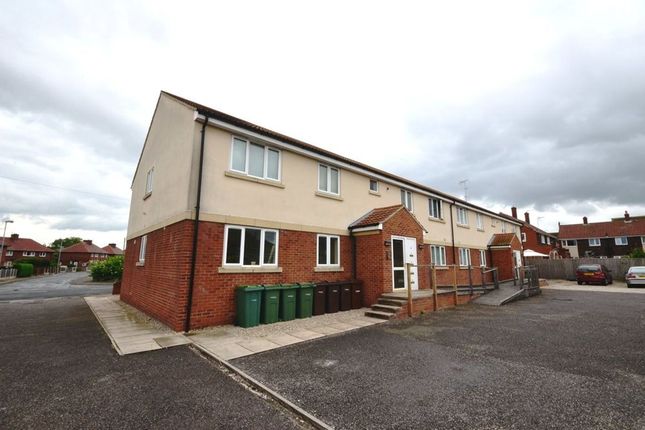 Thumbnail Flat to rent in Wood Lane, Castleford