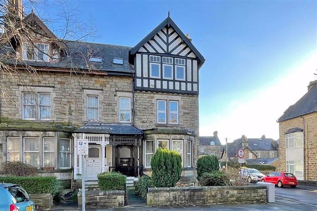1 bed flat for sale in Dragon Parade, Harrogate, North Yorkshire HG1