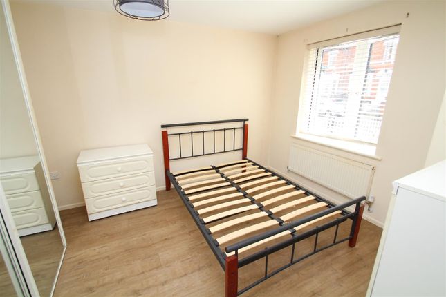 Clairson Court, Dixon Street, Swindon photo 5