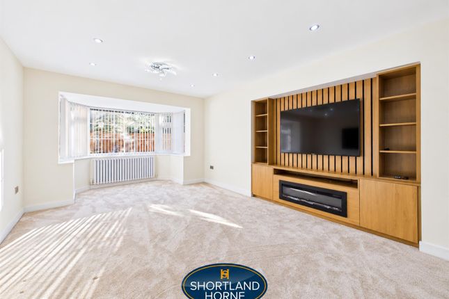 Applecross Close, Coventry photo 4