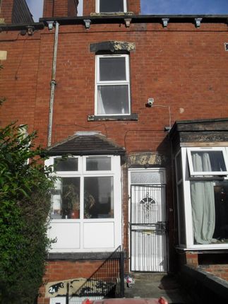 Thumbnail Property to rent in Royal Park Mount, Hyde Park, Leeds