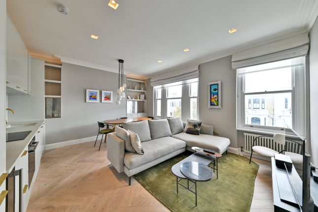 2-bed flat on Flat D, 12, Redcliffe Street, London, £995,000