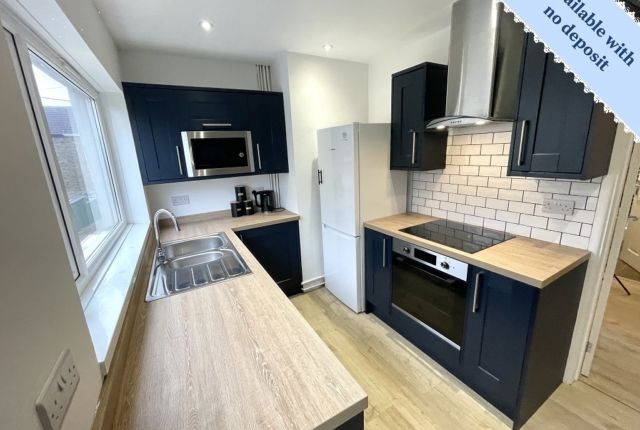 Bungalow to rent in Versil Terrace, Loughor, Swansea