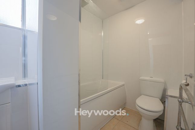 74 Stoke Old Road, Stoke-On-Trent photo 3