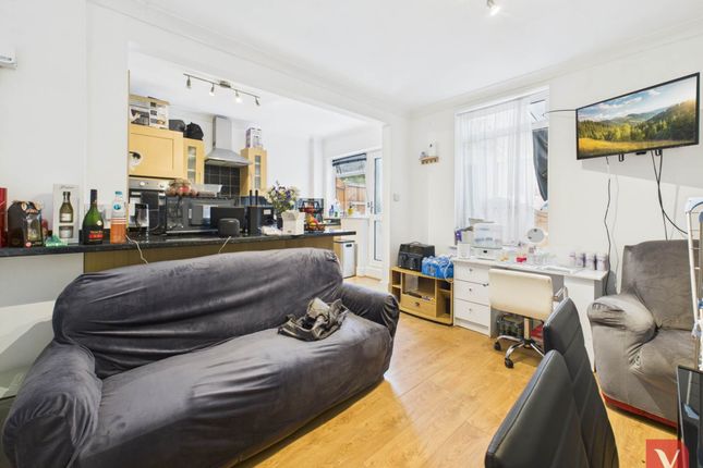 10, Dordans Road, Luton photo 2