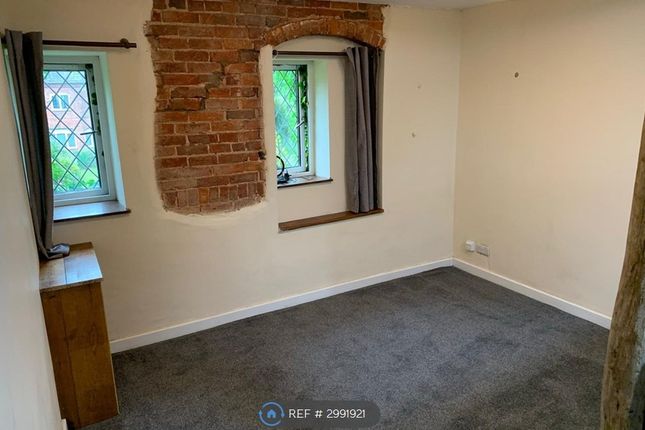 Flat, Coach House Mews Bathafarn Hall, Llanrhydd, Ruthin photo 3
