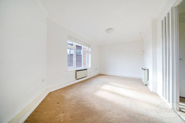 Flat 26, St. Peter's Court,, Hylton Road, Petersfield photo 2