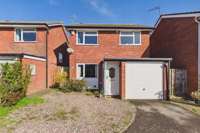 3-bed house on 6, Tern Close, Gloucester, £315,000