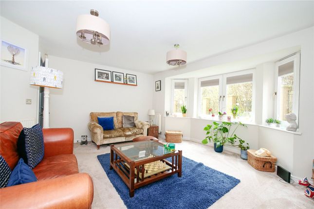 56, Javelin Close, Bradford photo 3