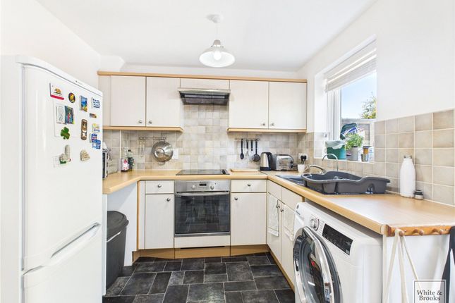 93 Churchwood Drive, Chichester photo 4