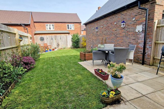 10, Hunter Street, Bicester photo 4