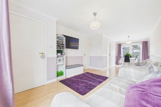15, Gimmerscroft Crescent, Airdrie photo 4