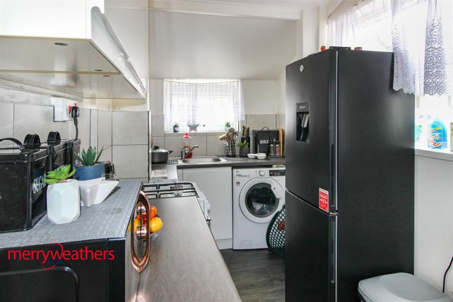 13, Lindley Street, Rotherham photo 4